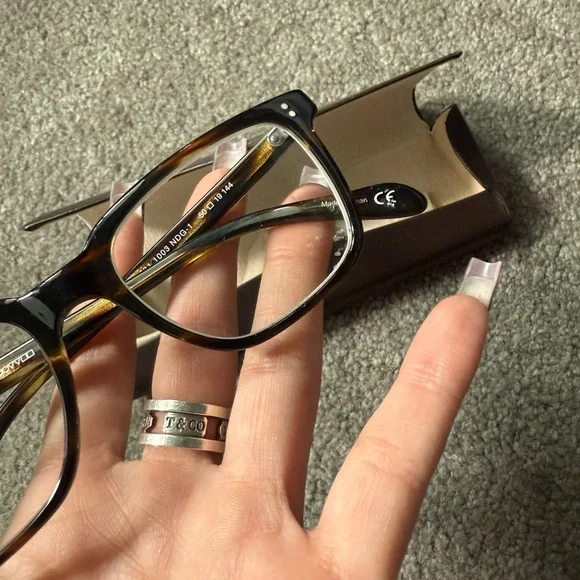 Oliver Peoples Tortoise Shell Glasses - Picture 2 of 13